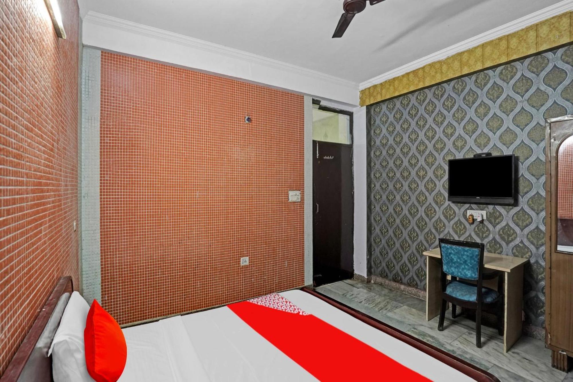 Hotel O Park View نويدا المظهر الخارجي الصورة